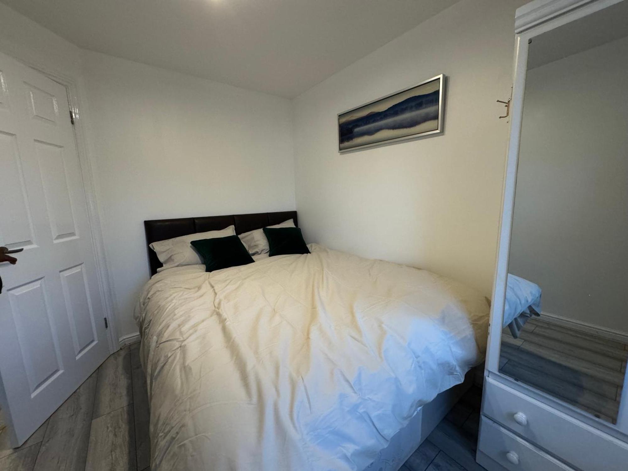 Spacious 3 Bedroom Home, With Private Driveway 5 Minutes From Excel Centre & Custom House Londres Exterior foto